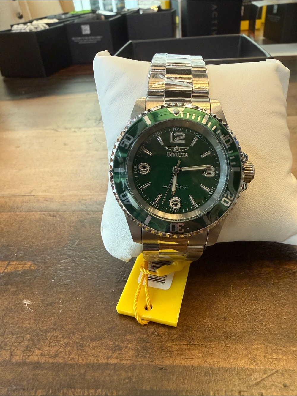 Invicta Specialty Rowan Model 69480